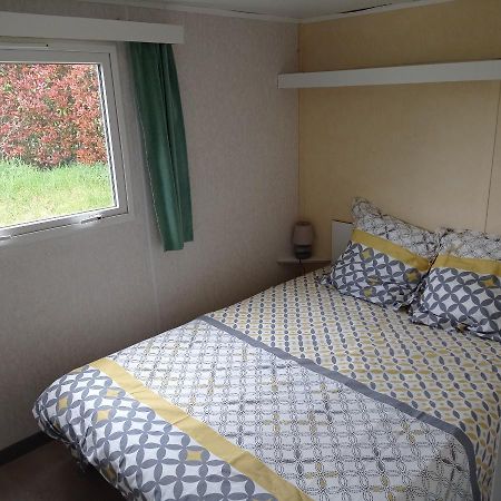 LE PALMIER mobil home 4 personnes Limogne-en-Quercy Bagian luar foto