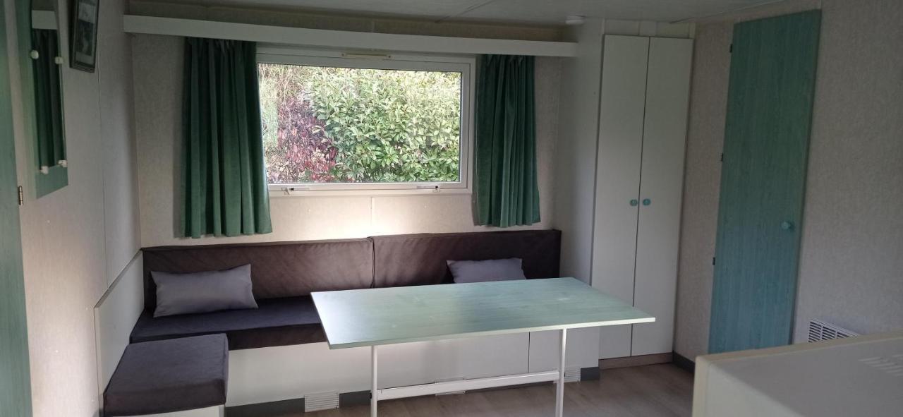 LE PALMIER mobil home 4 personnes Limogne-en-Quercy Bagian luar foto