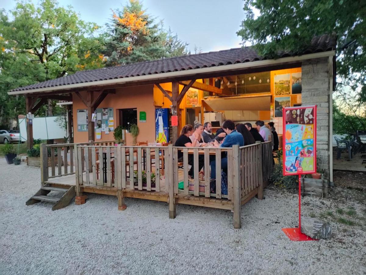 LE PALMIER mobil home 4 personnes Limogne-en-Quercy Bagian luar foto